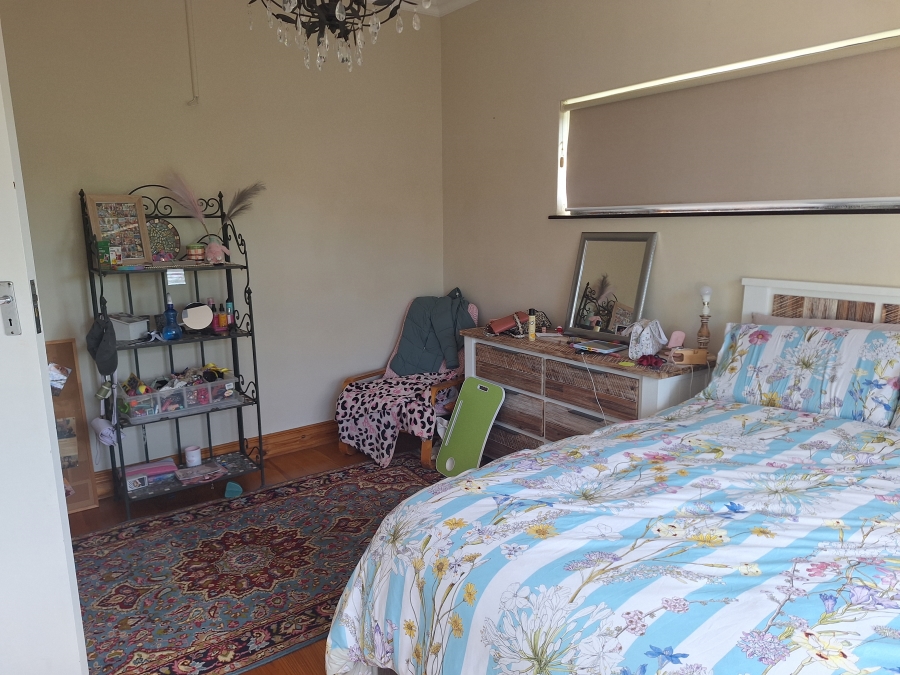 4 Bedroom Property for Sale in Hartenbos Central Western Cape